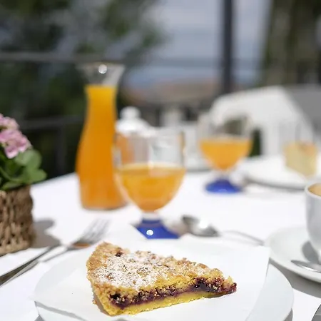 Dell'arcangelo Nocleg ze śniadaniem 3*