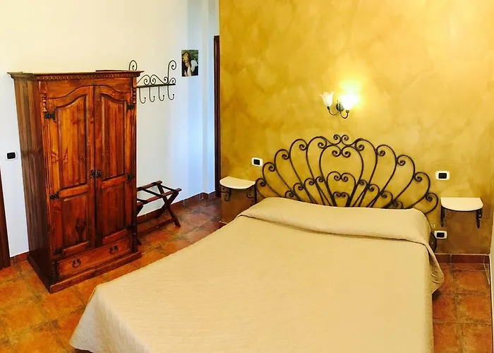 Dell'arcangelo Rocca Massima